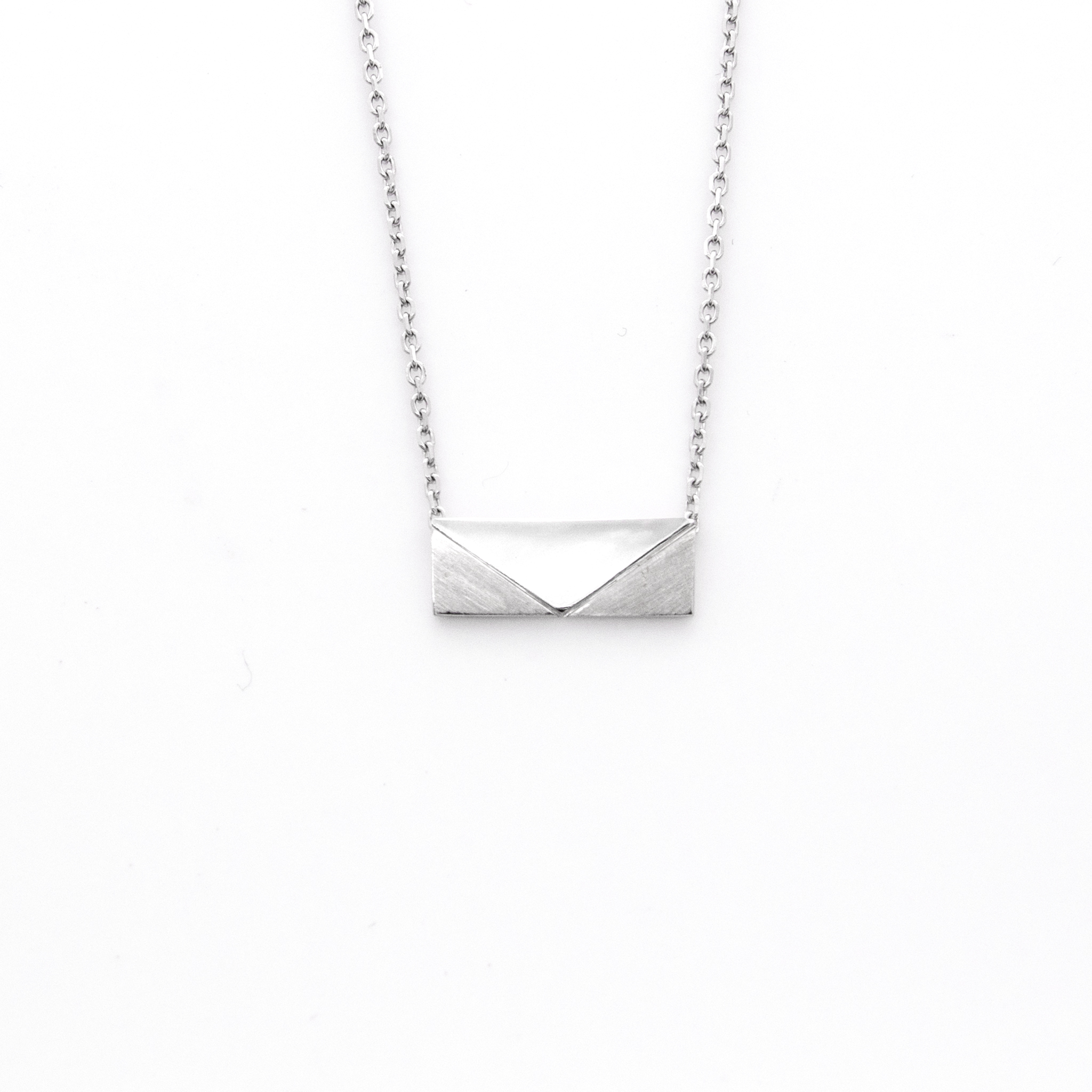 Love Letter Pendant w Chain