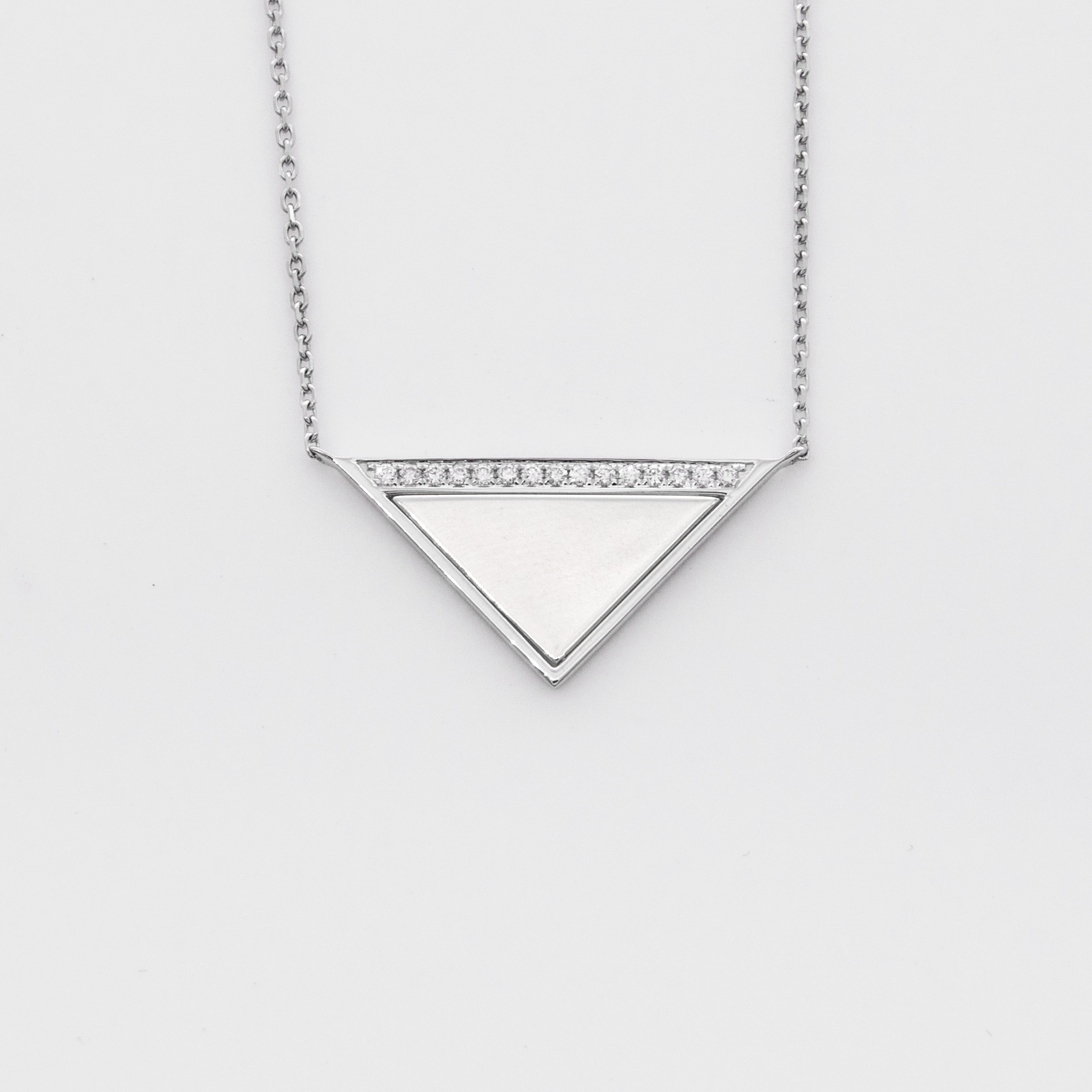 Triangle Diamond Pendant w Chain
